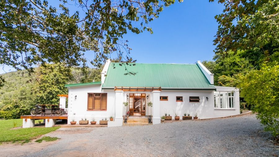 7 Bedroom Property for Sale in Sedgefield Rural Western Cape